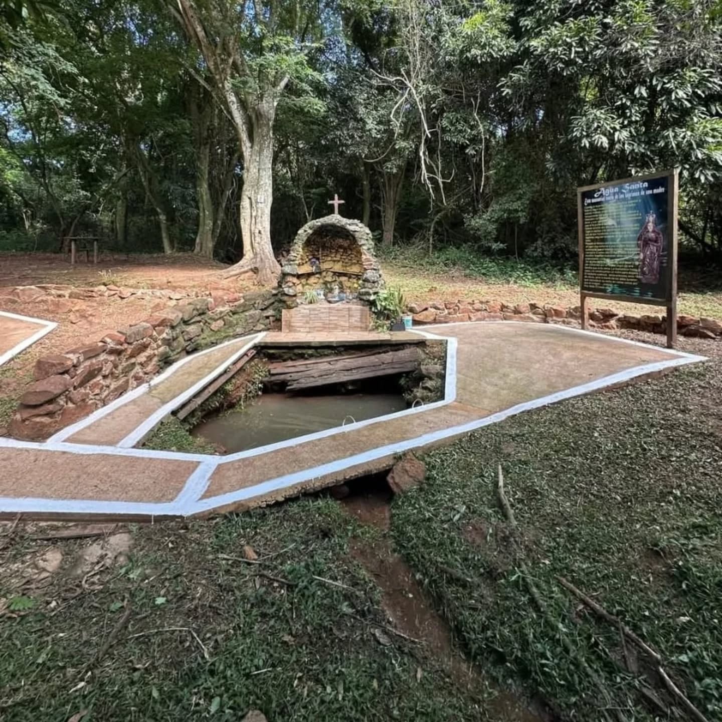 Manantial de Agua Santa