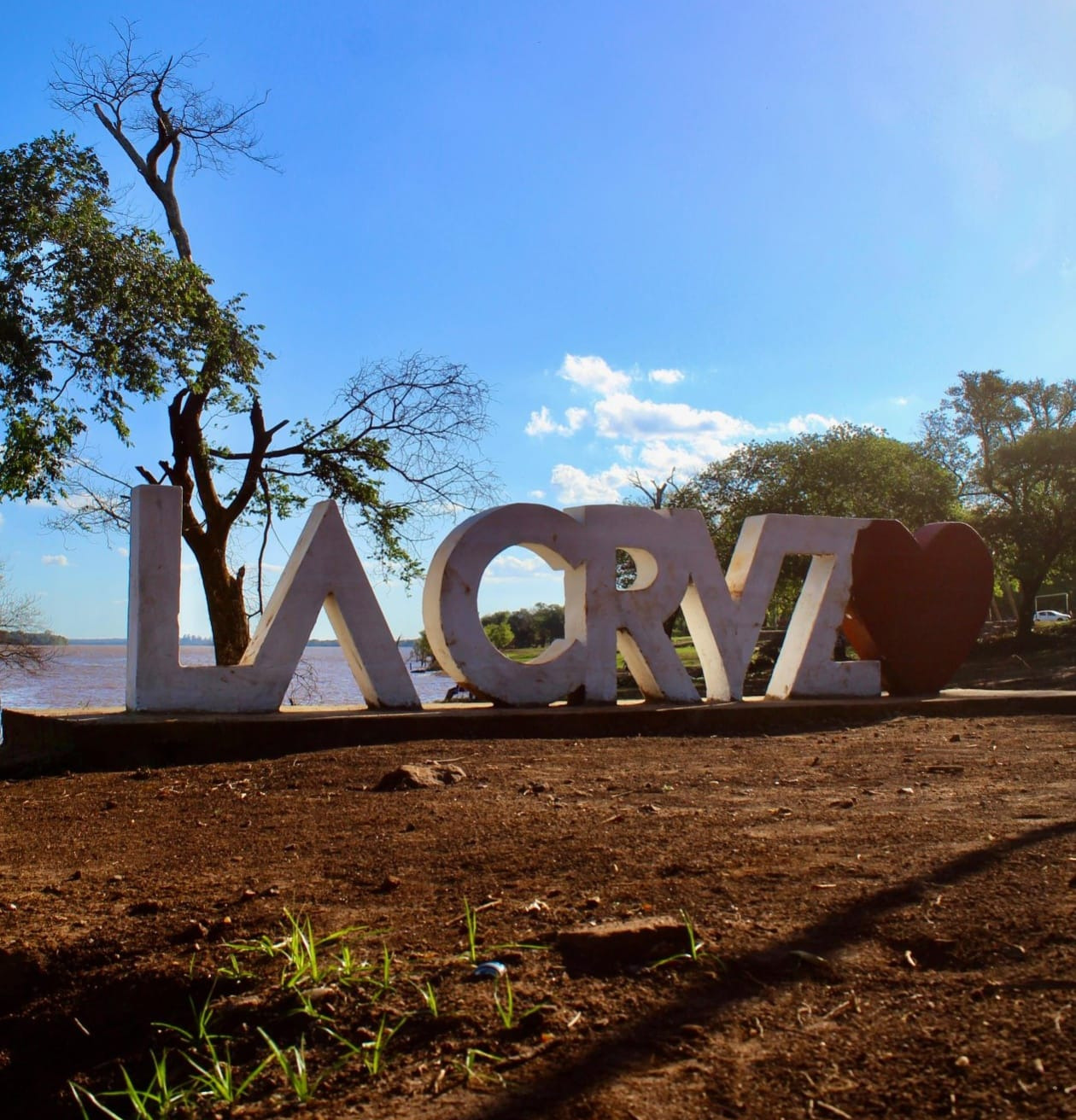 Fundación y Pacto de Anexión